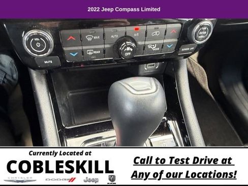 Used 2022 Jeep Compass Limited image 28