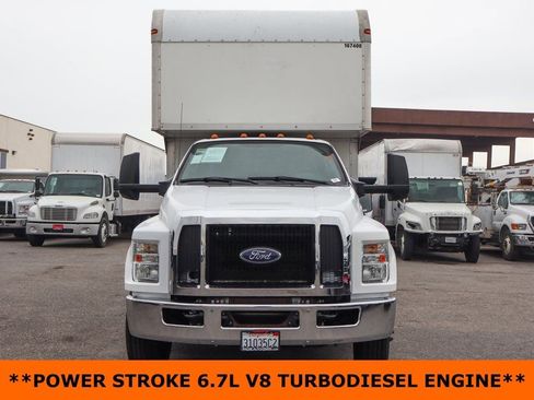 Used 2016 Ford F650 2WD Crew Cab Super Duty image 3
