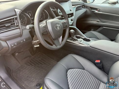 Used 2024 Toyota Camry SE FWD image 14