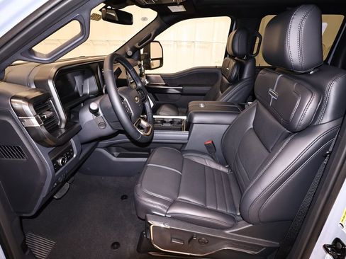 New 2026 Ford F450 Platinum w/ FX4 Off-Road Package AWD/4WD image 12