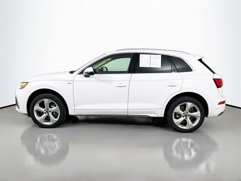 Used 2023 Audi Q5 2.0T Premium Plus w/ Premium Plus Package image 4