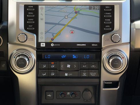 Certified 2024 Toyota 4Runner Limited AWD/4WD image 17
