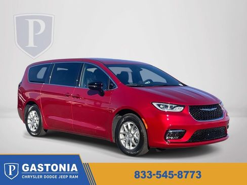 New 2026 Chrysler Pacifica Select FWD image 1