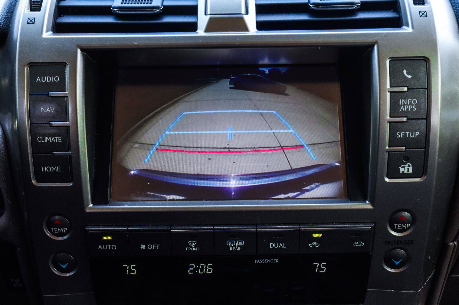 Used 2018 Lexus GX 460 w/ Navigation Package AWD/4WD image 8