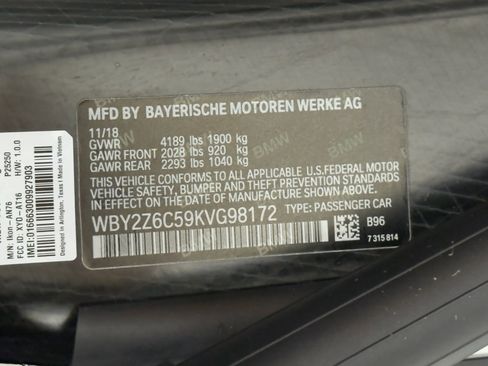 Used 2019 BMW i8 Roadster image 40