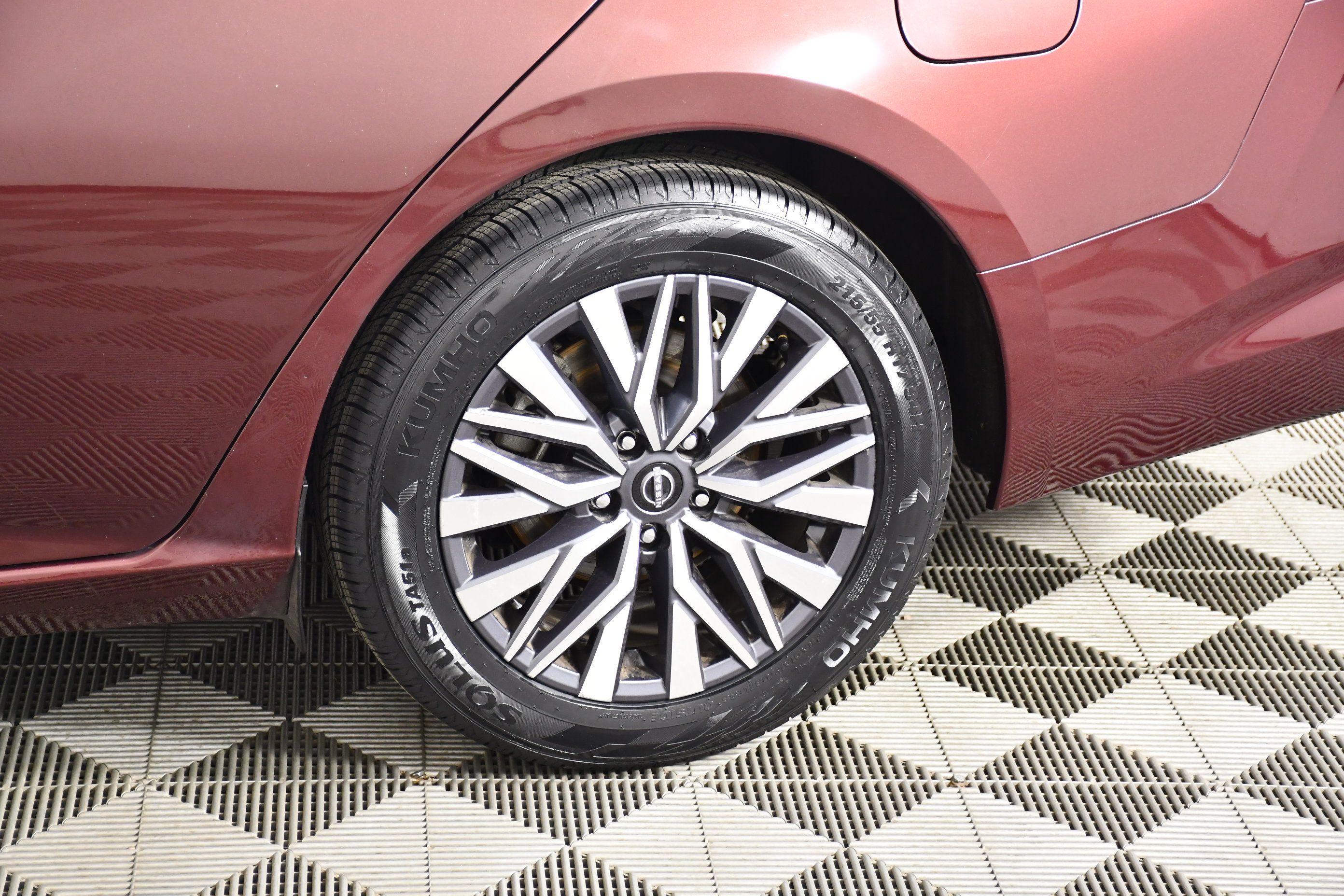 Used 2024 Nissan Altima 2.5 SV FWD image 49