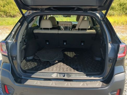 Used 2022 Subaru Outback Limited image 9