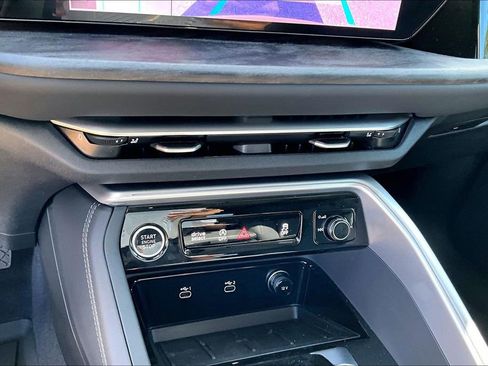 New 2025 Audi Q5 Premium Plus AWD/4WD image 16