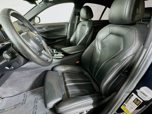 Used 2018 BMW 540i image 18