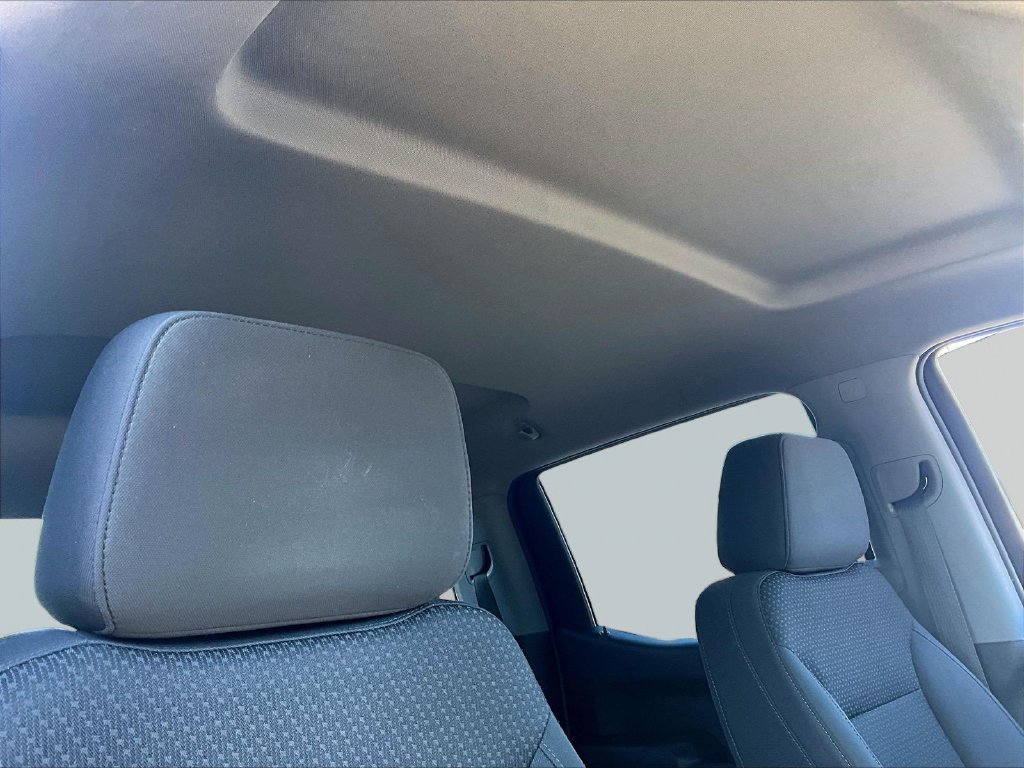 Used 2022 Chevrolet Silverado 1500 Custom AWD/4WD image 22
