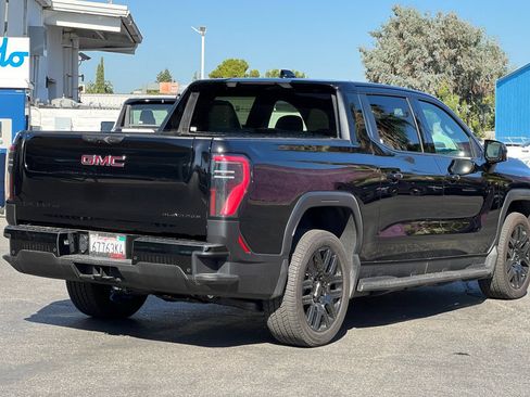 Used 2026 GMC Sierra EV Elevation w/ LPO, Elevation Dark Package AWD/4WD image 4