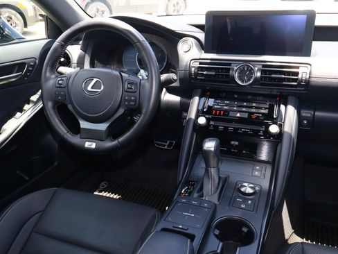 Used 2023 Lexus IS 500 RWD image 11