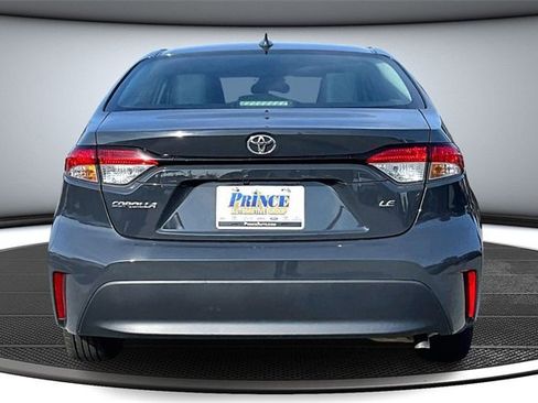 Used 2023 Toyota Corolla LE image 5