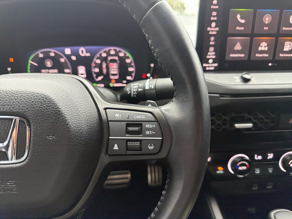 Used 2025 Honda Accord Sport image 29
