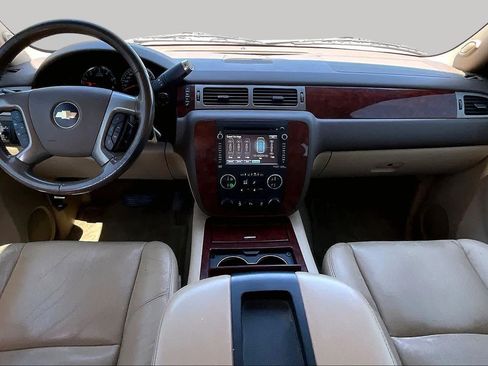 Used 2012 Chevrolet Avalanche LTZ RWD image 14