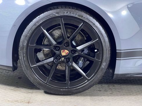 Certified 2025 Porsche 911 Carrera RWD image 14