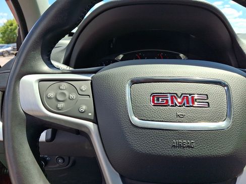 Used 2022 GMC Terrain SLT w/ Infotainment Package II AWD/4WD image 24