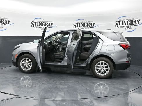 Used 2024 Chevrolet Equinox LT image 29
