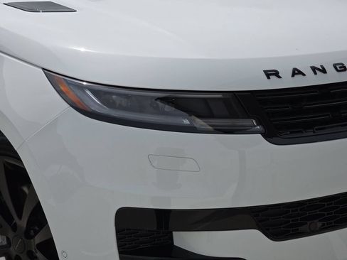 New 2026 Land Rover Range Rover Sport SE AWD/4WD image 33