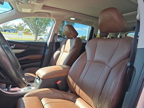 Used 2020 Subaru Ascent Touring w/ Popular Package #3 image 8