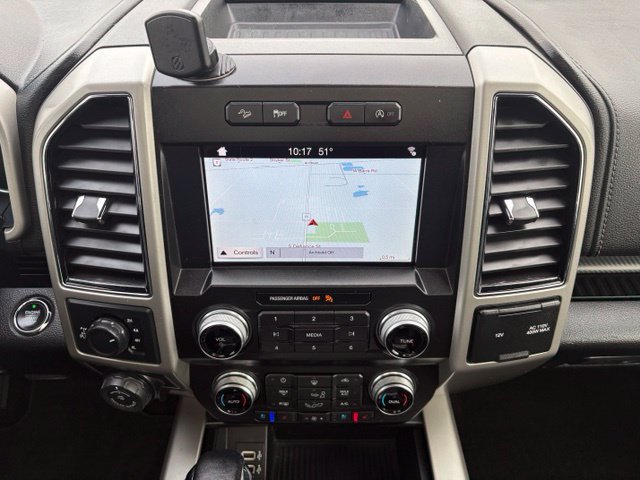 Used 2019 Ford F150 Lariat w/ Equipment Group 502A Luxury AWD/4WD image 31