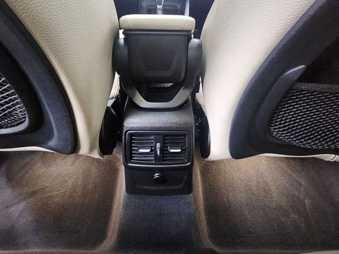 Used 2017 BMW X1 xDrive28i image 31