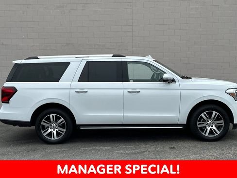 Used 2023 Ford Expedition Max Limited RWD image 2