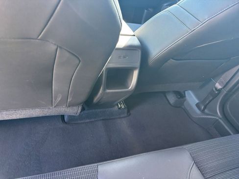 Used 2025 Buick Envista Preferred image 24