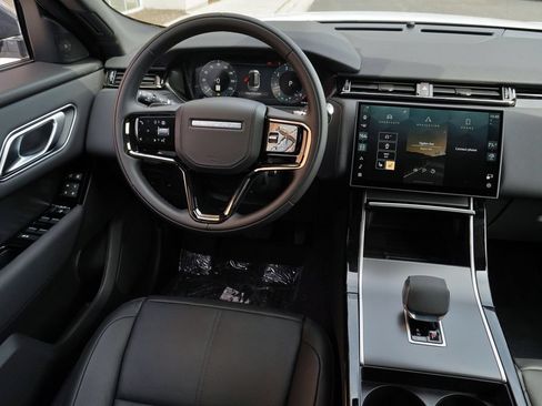 Used 2026 Land Rover Range Rover Velar S AWD/4WD image 15