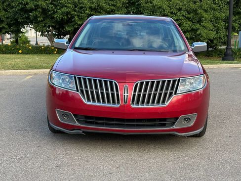 Used 2011 Lincoln MKZ AWD w/ 102A Rapid Spec Order Code image 4