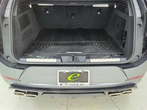 Used 2025 Land Rover Range Rover Sport Autobiography image 14