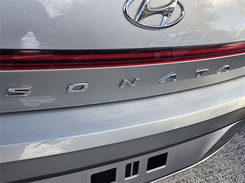 Used 2021 Hyundai Sonata SE image 11