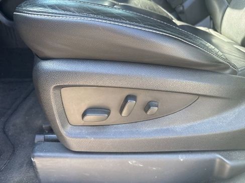 Used 2015 Chevrolet Tahoe LT image 17