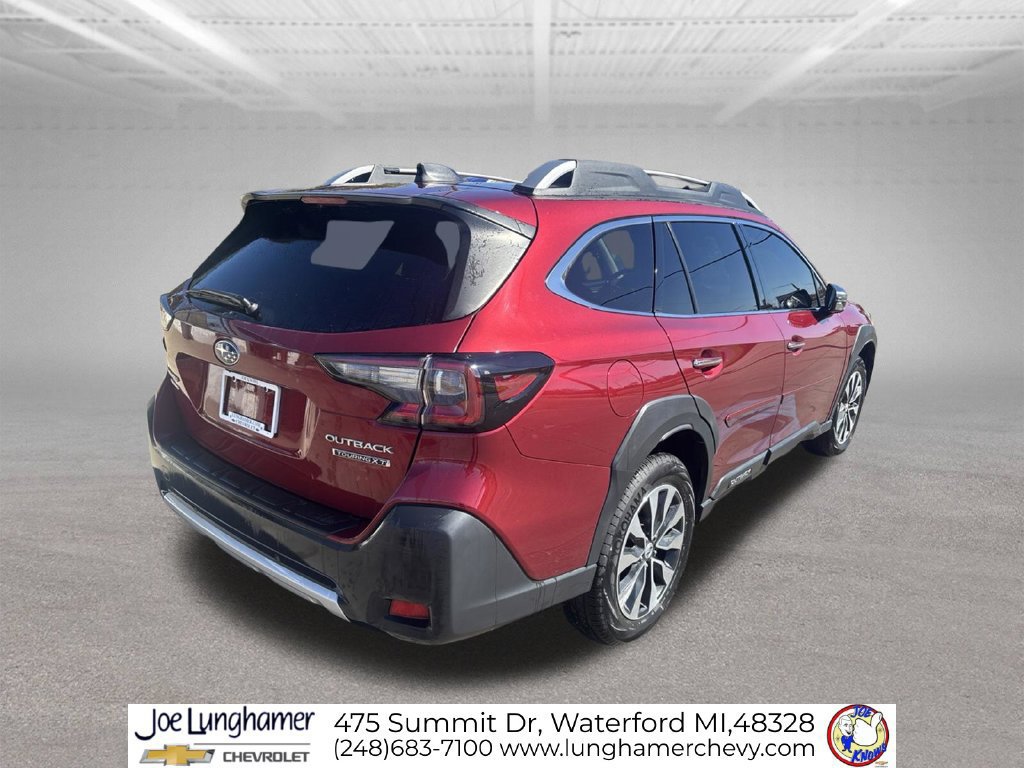 Used 2024 Subaru Outback Touring XT AWD/4WD image 3
