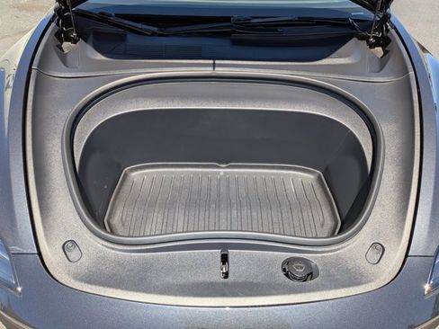 Used 2025 Tesla Model 3 Long Range RWD image 23