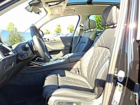 New 2026 BMW X7 xDrive40i w/ Climate Comfort Package image 10