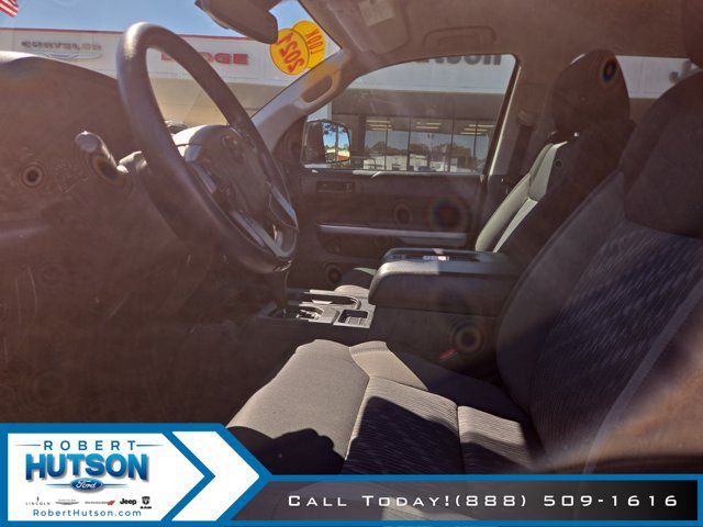 Used 2021 Toyota Tundra SR5 w/ TRD Off-Road Package AWD/4WD image 18