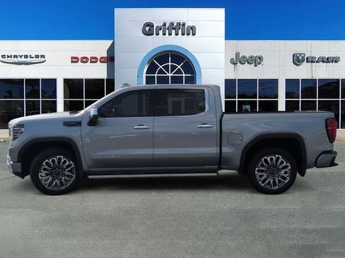 Used 2024 GMC Sierra 1500 Denali Ultimate AWD/4WD image 10