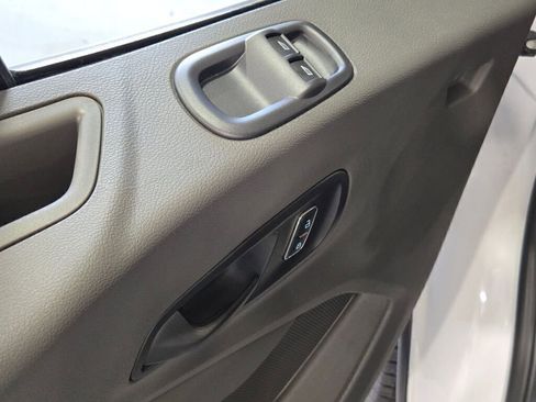 New 2026 Ford Transit 250 148 Medium Roof image 20