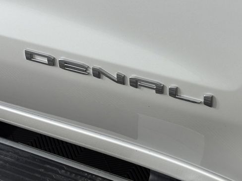 Used 2021 GMC Sierra 1500 Denali image 11