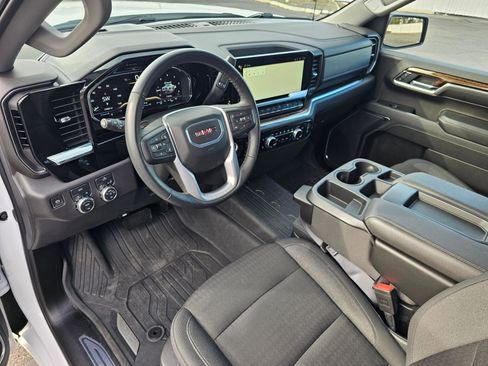 Used 2024 GMC Sierra 1500 Elevation w/ LPO, Elevation Black Package image 2