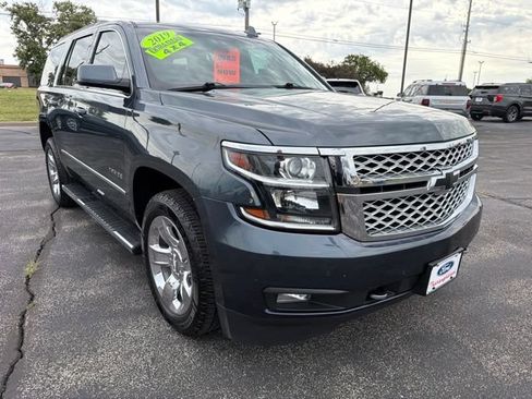 Used 2019 Chevrolet Tahoe LT w/ LT Signature Package AWD/4WD image 8