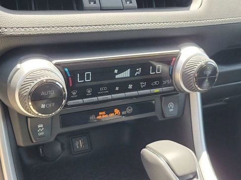 Used 2024 Toyota RAV4 XLE Premium FWD image 29