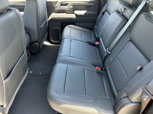 New 2026 GMC Sierra 2500 SLT AWD/4WD image 25
