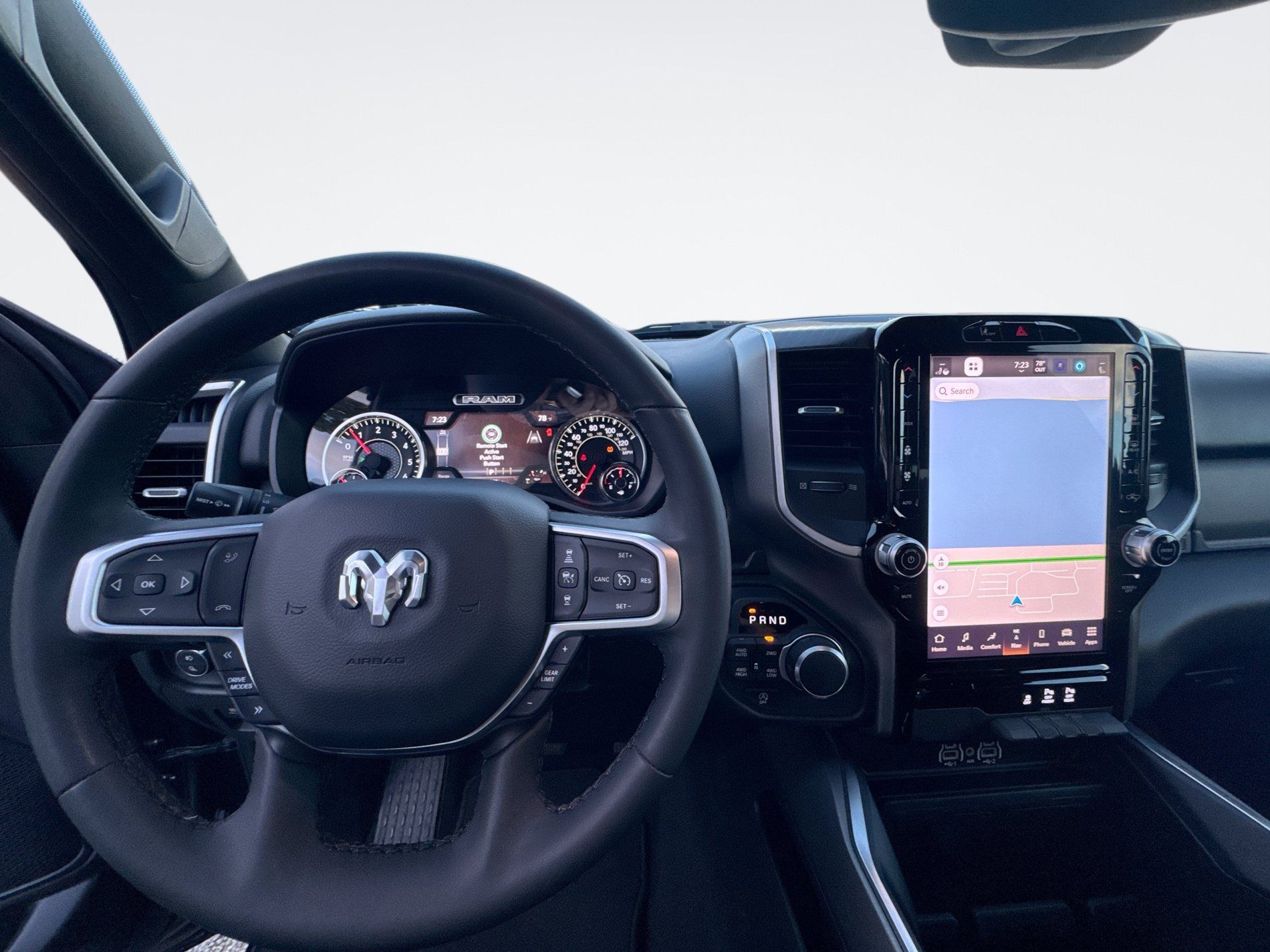Used 2025 RAM 1500 Big Horn AWD/4WD image 16