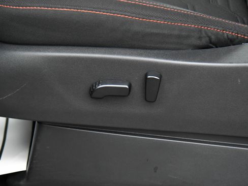 Used 2023 Nissan Frontier Pro-X w/ Pro Convenience Package image 16