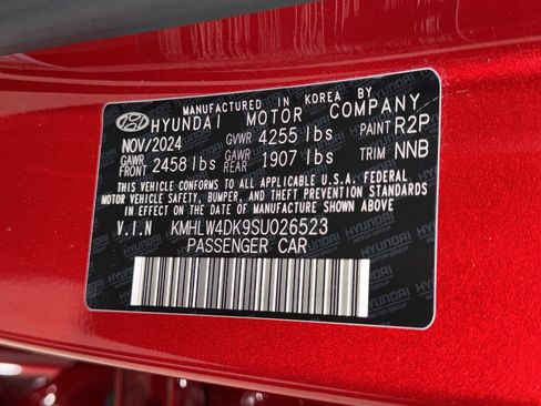 Used 2025 Hyundai Elantra N image 38