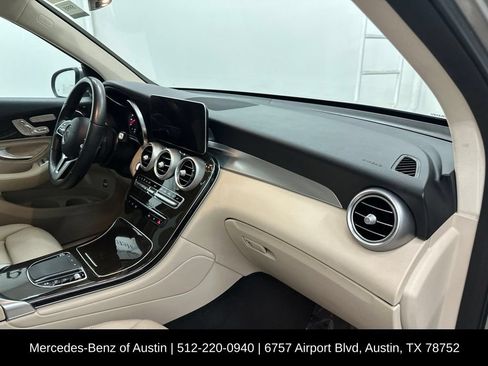 Used 2021 Mercedes-Benz GLC 300 image 25
