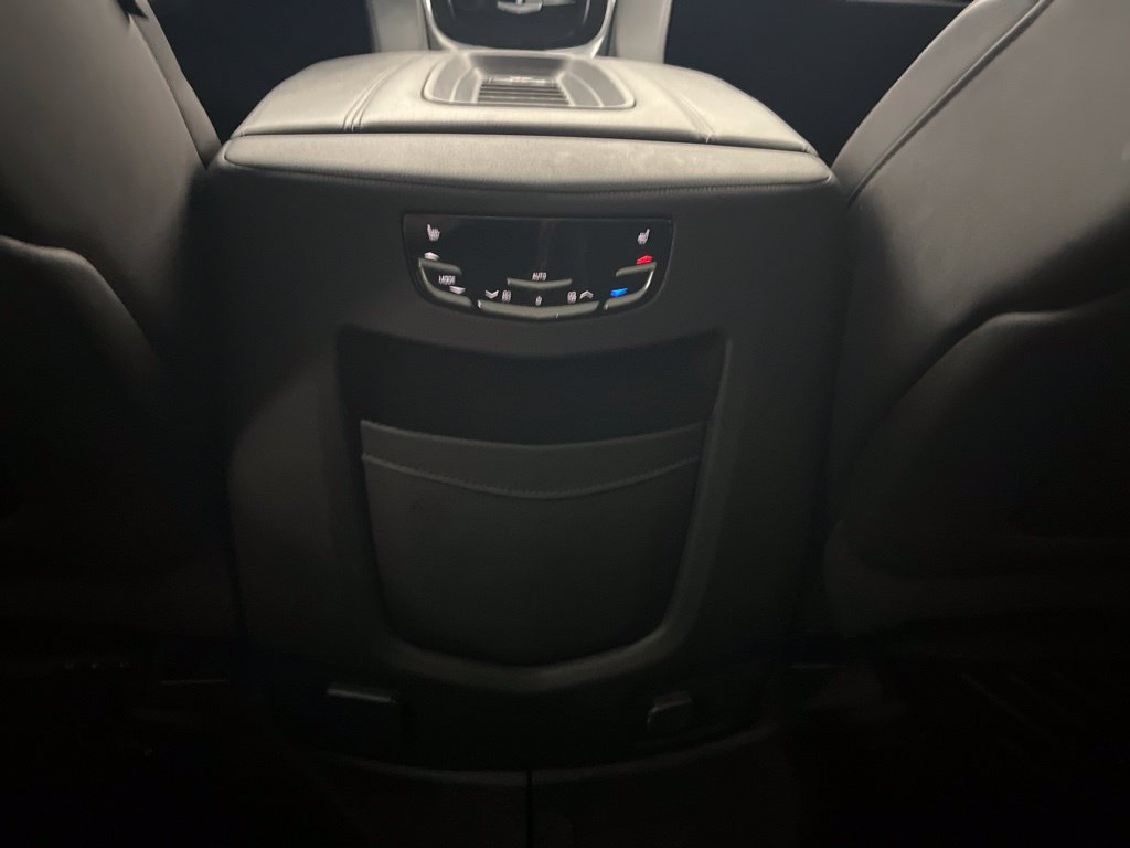 Used 2020 Cadillac Escalade 4WD image 32