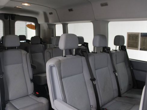 Used 2017 Ford Transit 350 XLT image 26